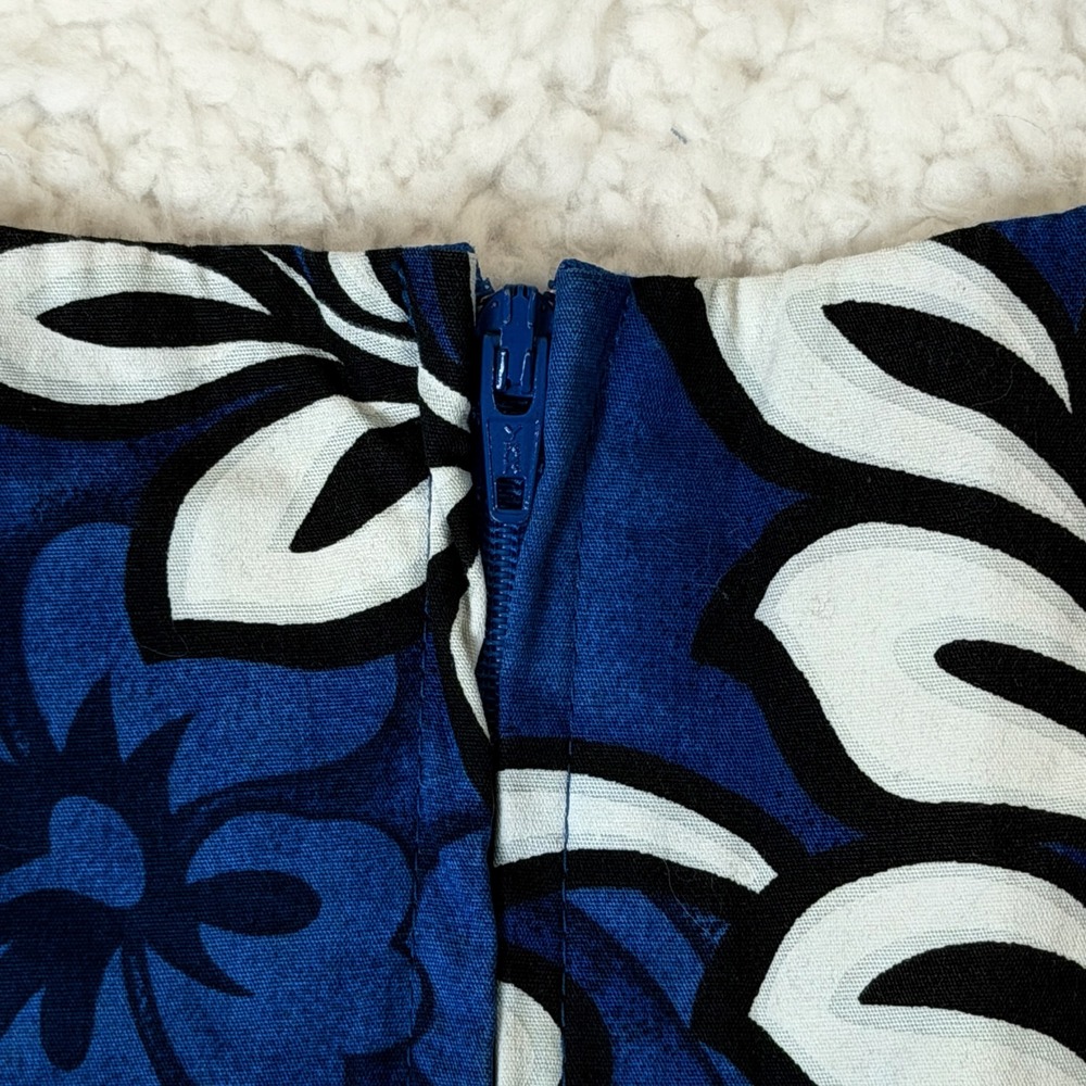 Hilo Hattie Vintage 10 (modern 4) Hawaiian Dress Blue Floral Cotton Made in HI - Picture 5 of 9